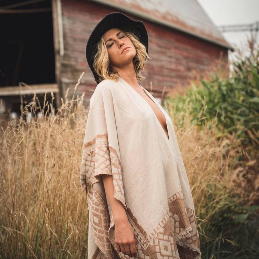 Meet your Posher, Lindi